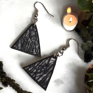 5 For $25💫Cool Mystical Print Earrings Triangles